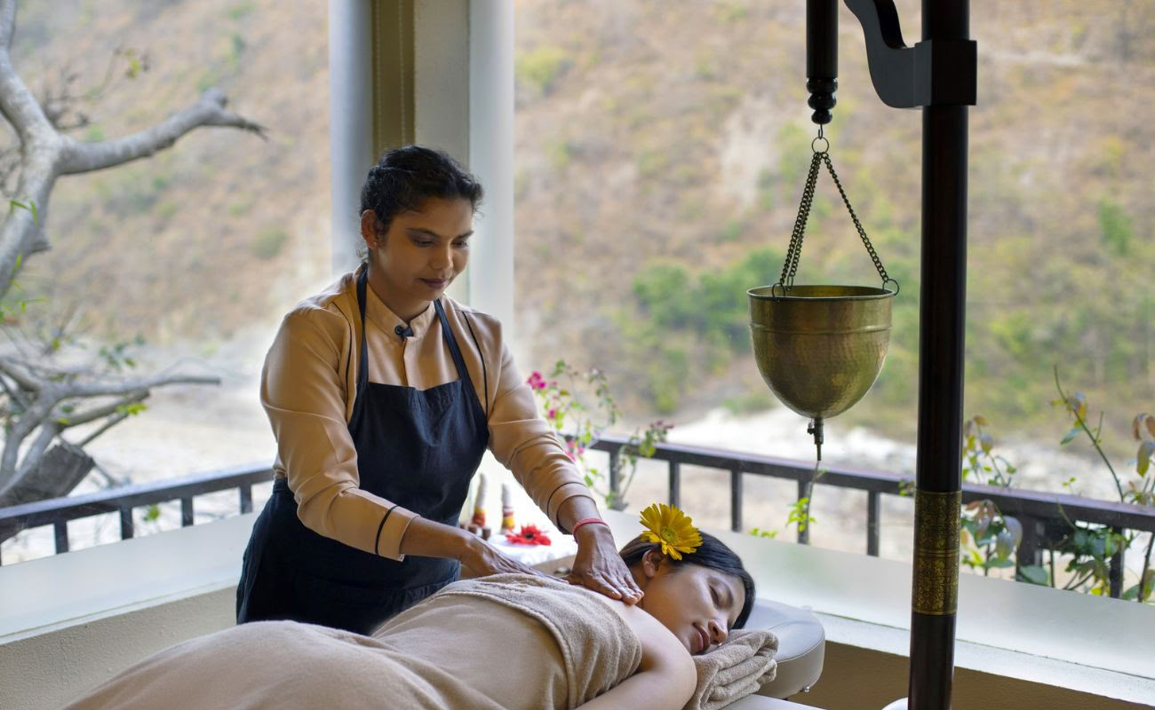 14 päivän joogatapahtuma ayurveda-hoidoilla