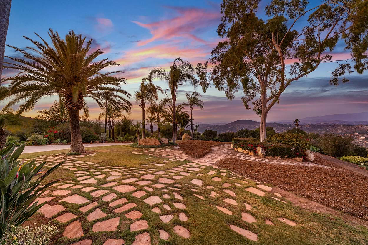 Vahvista intuitiotasi: 4 päivän elämyksellinen retriitti Cirak Dr. Victoria Shaw’n kanssa