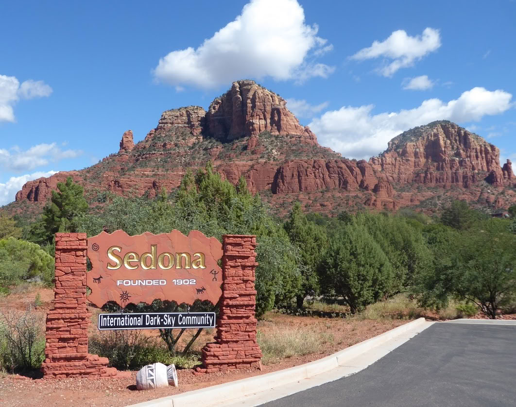 Sedonan Arizonan jooga-, vaellus- ja parannusretriitti