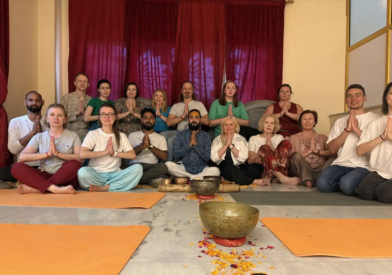 Joogaretriitti Rishikeshissä