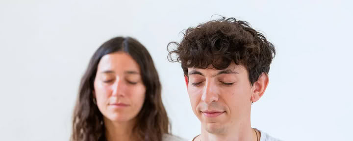 Yksinkertaisesti meditoi