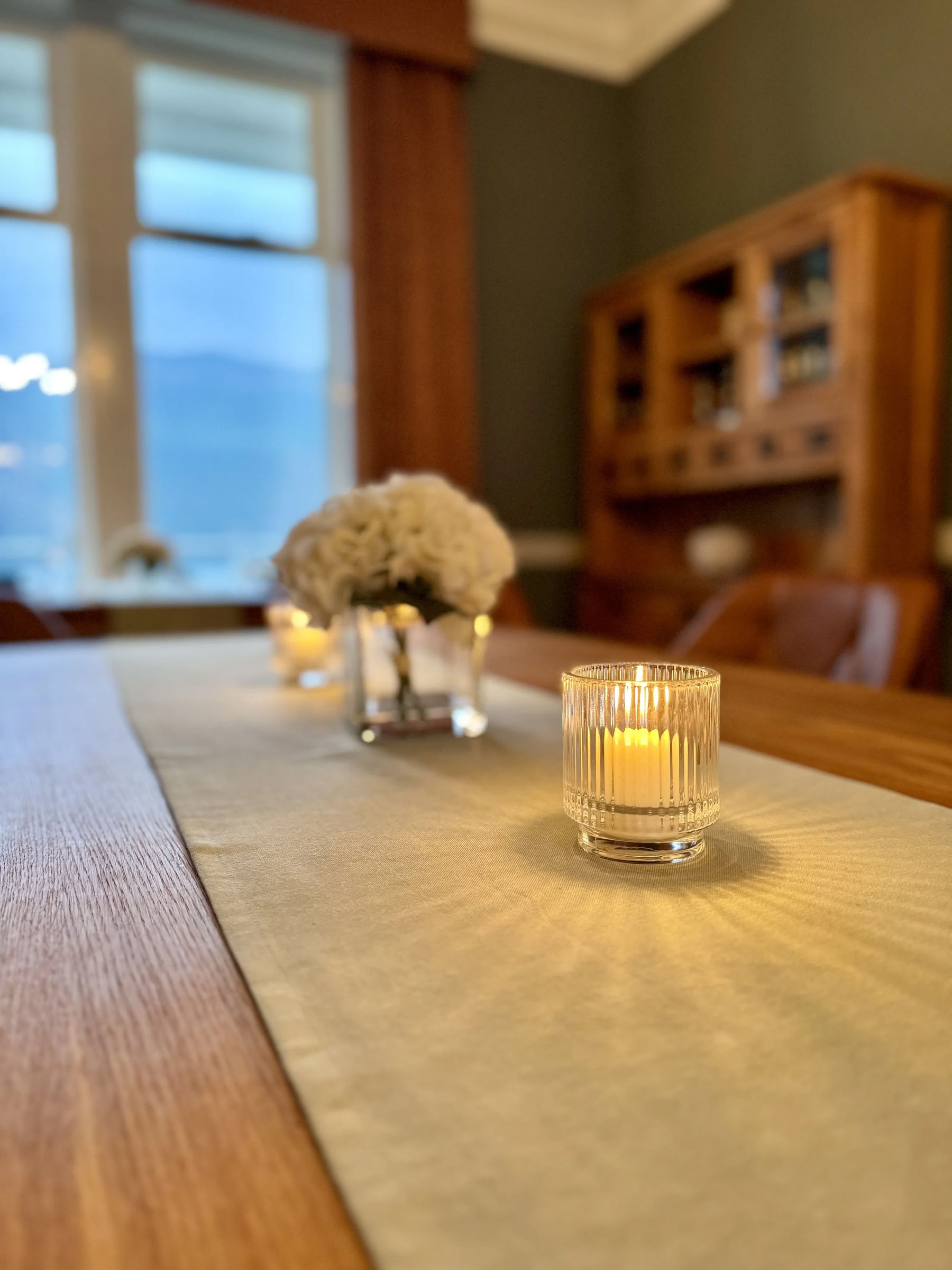 Restoratiivinen joogan retriitti Joni Brownin kanssa