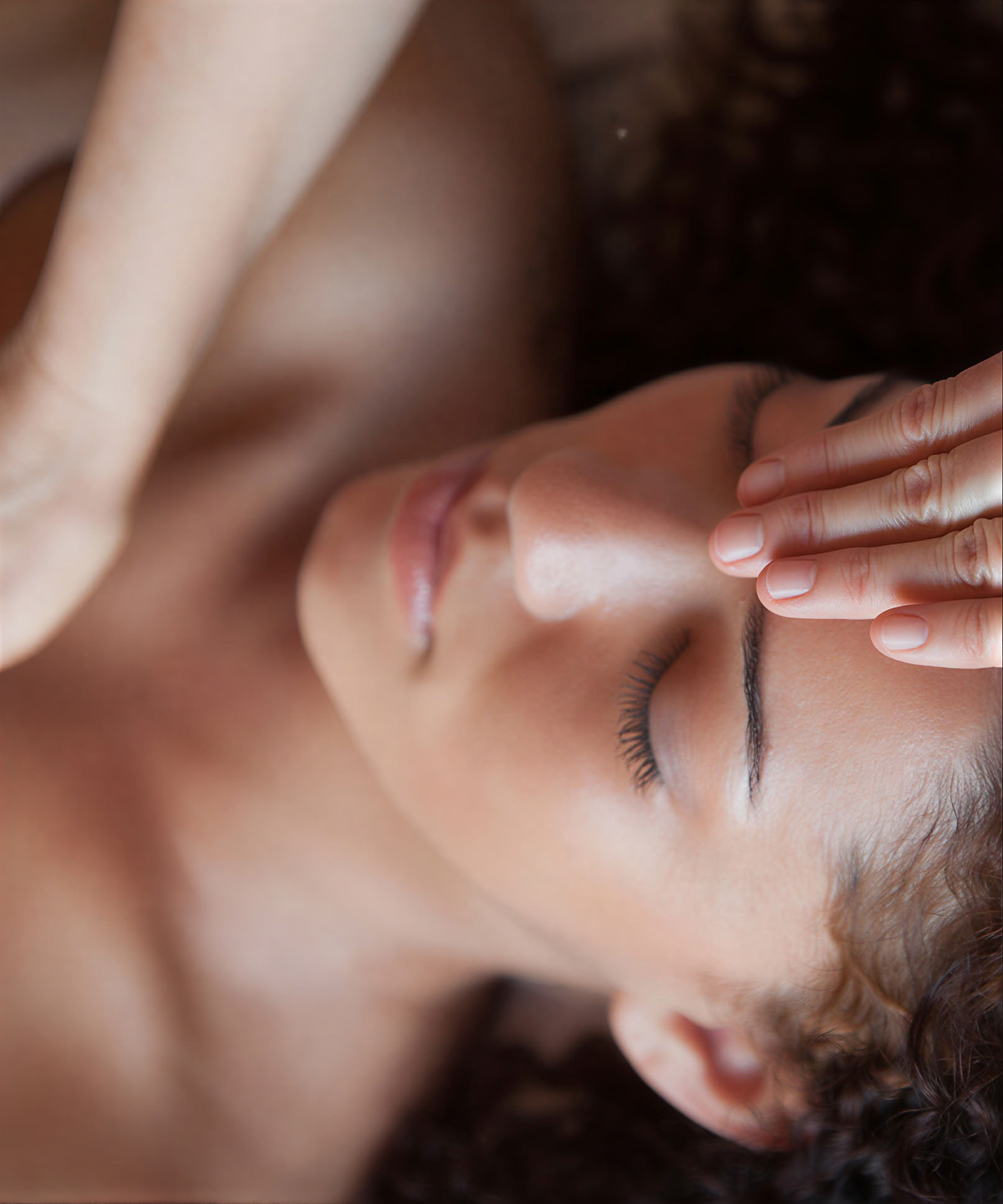 Reiki-istunnot ja koulutus