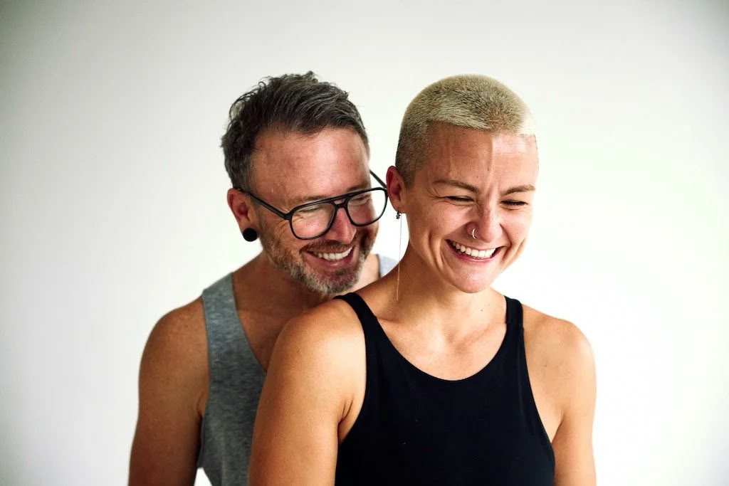 Ashtangan syventävä kurssi David Robsonin ja Jelena Vesićin kanssa