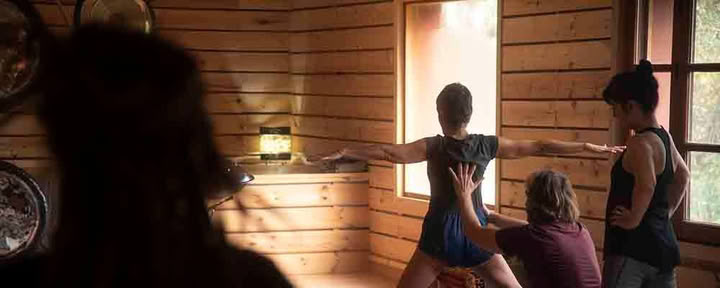 Iyengar-joogan ja hiljaisuuden retriitti «Antar Mouna, sisäinen hiljaisuus»