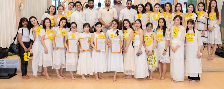 500 tunnin joogaopettajakoulutus Ho Chi Minh City