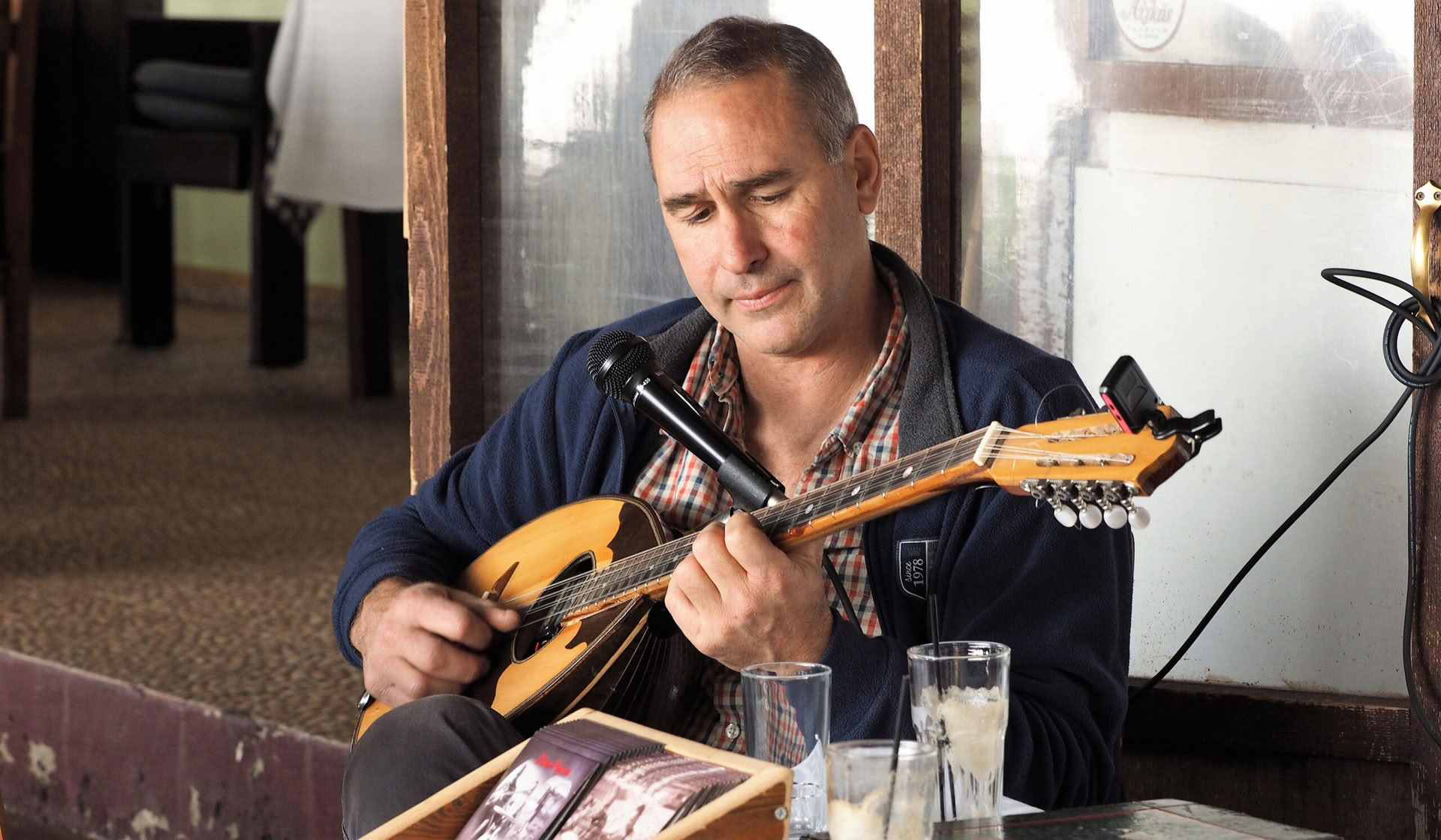 Rytmi ja rebetiko