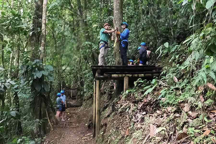 Pacuare-joen vaijeriliuku