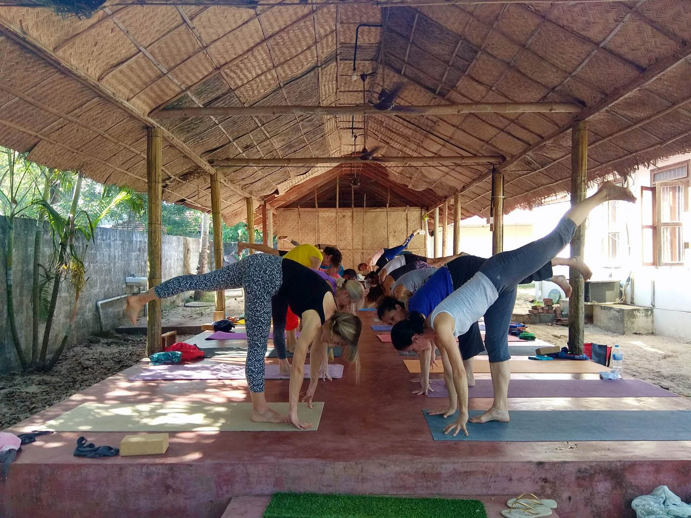 8 päivän hyvinvointiretriitti rannalla ayurvedan, joogan ja zen-meditaation parissa Alappuzhassa, Keralassa