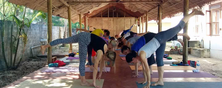 8 päivän hyvinvointiretriitti rannalla ayurvedan, joogan ja zen-meditaation parissa Alappuzhassa, Keralassa