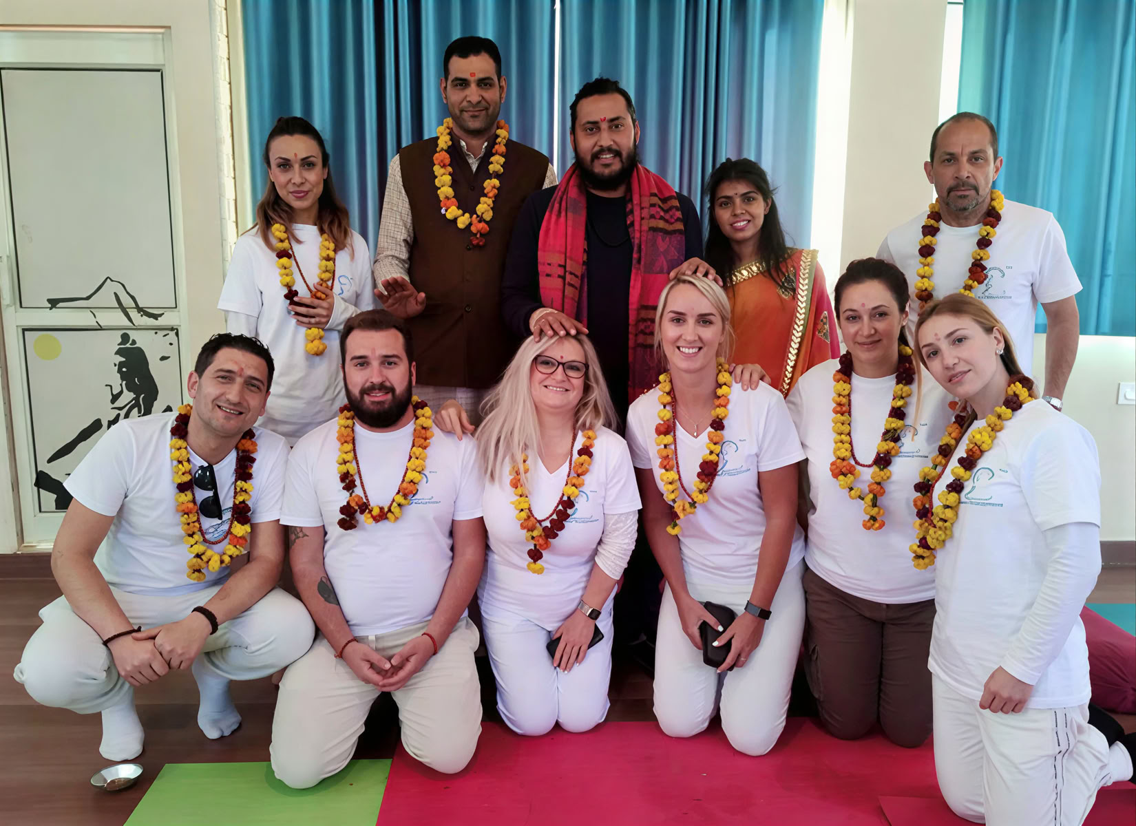 Kundaliinijoogan meditaatio-opettajakoulutus