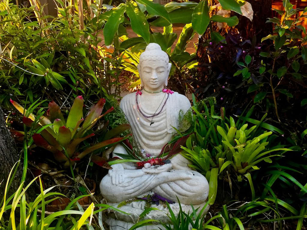 Oivaltavan meditaation retriitti