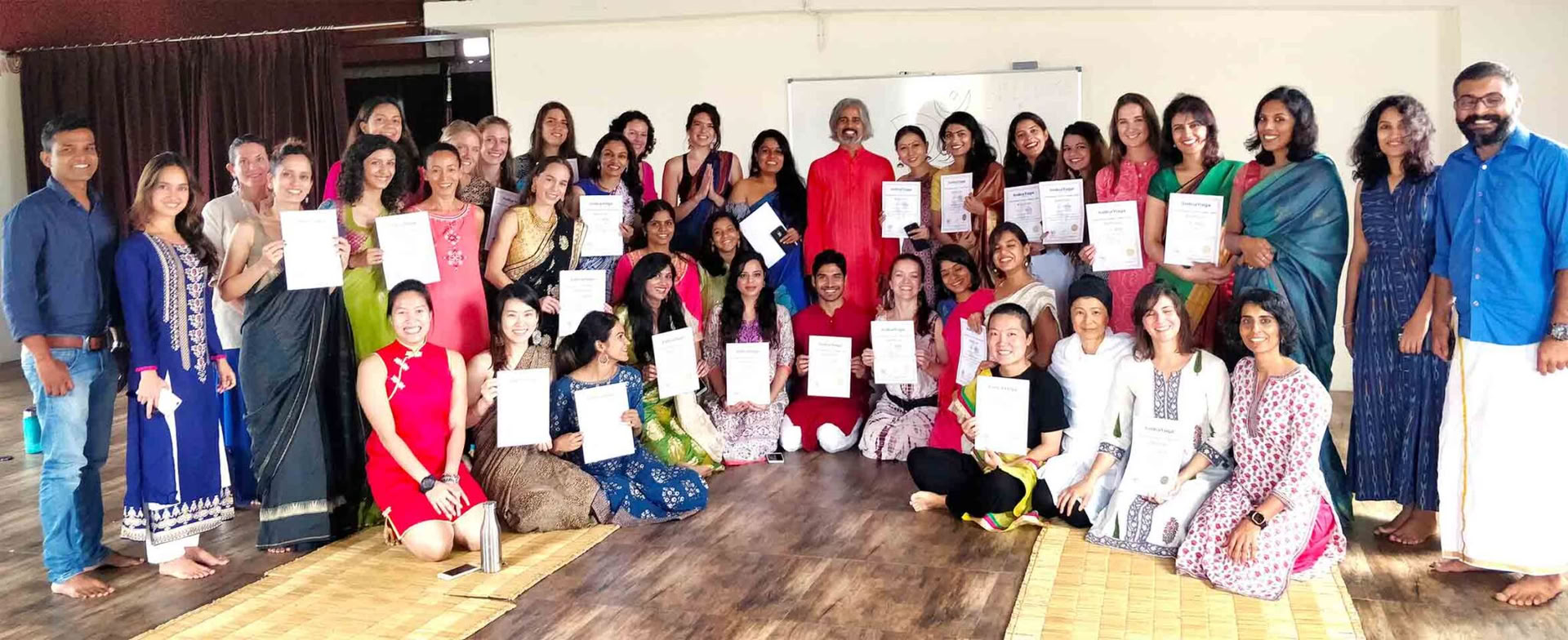 Ashtangan joogaopettajakoulutus