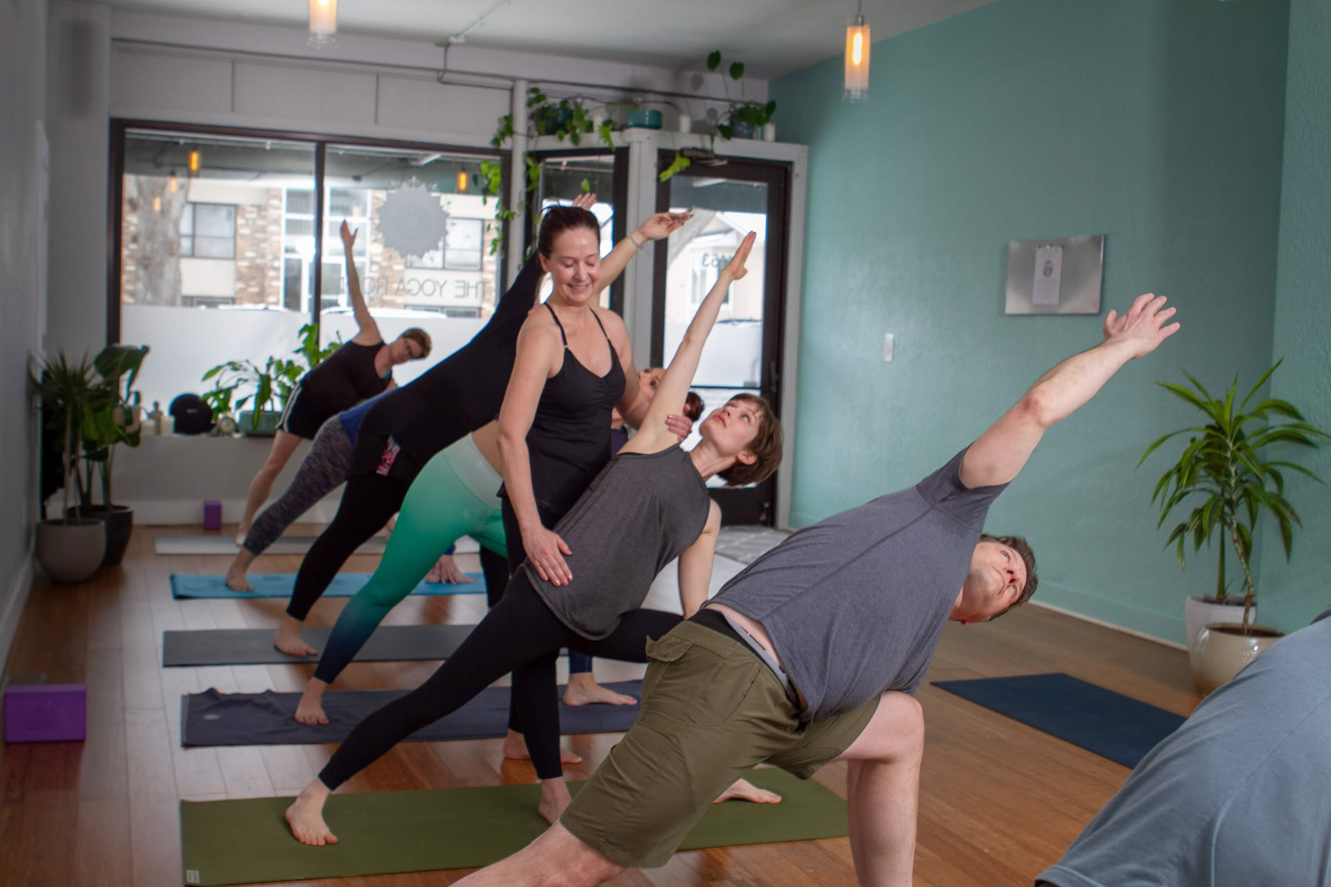 Hellä Jooga + Yoga Nidra