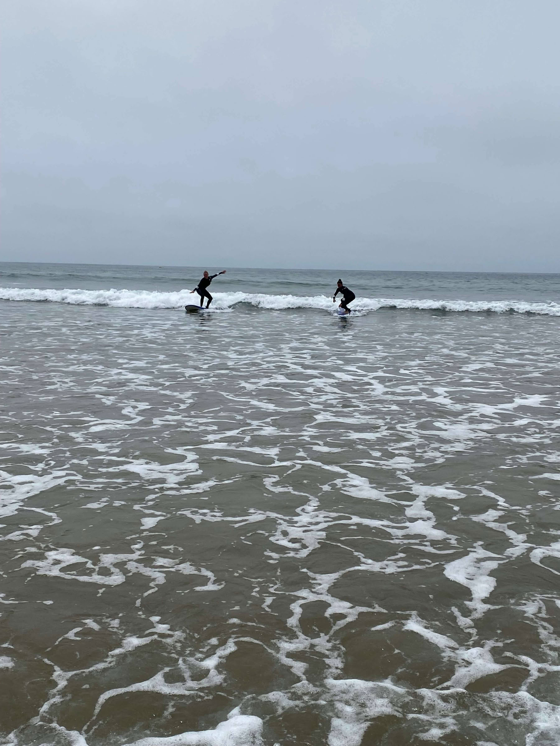Aloittelijoiden surffivalmennus