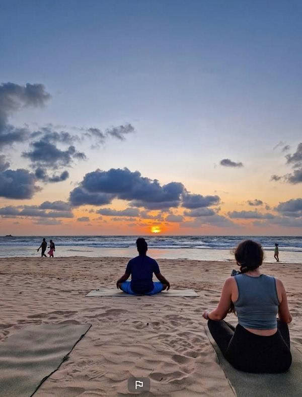 Joulun sielun retriitti Yoga Bee Sri Lankassa