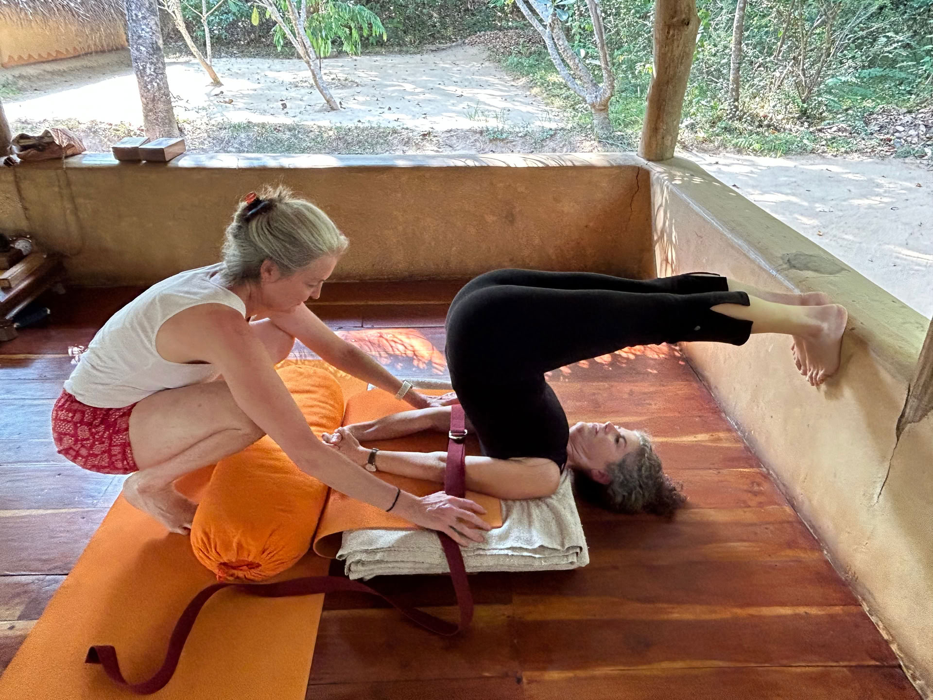 Georgia Marnham - Iyengarjooga