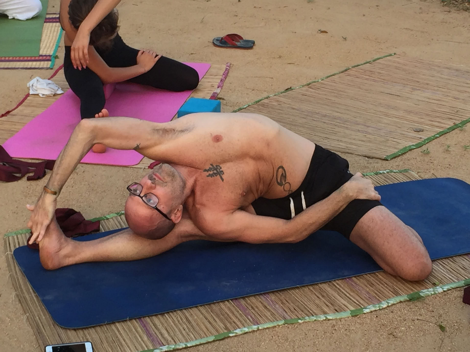 Rob Hess - Joulun/Uudenvuoden Prana Yoga Flow