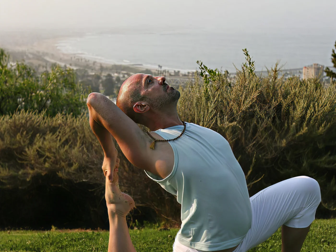 Rob Hess - Joulun/Uudenvuoden Prana Yoga Flow