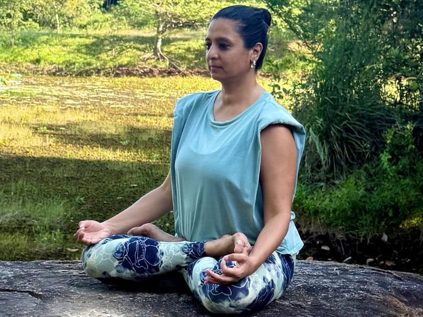 Samanta Duggal - Perinteinen hathajooga ja stressin purku