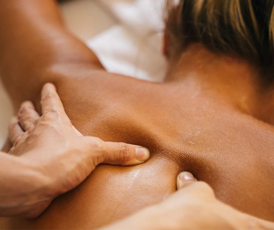 Ayurvedinen hieronta