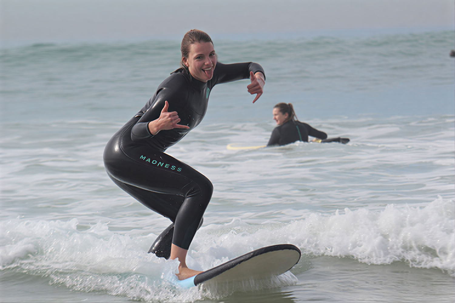 Tyttöjen surffiviikko