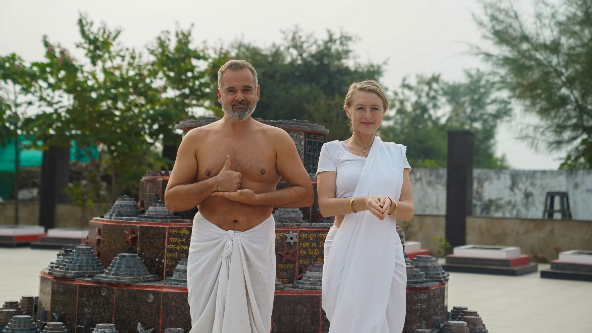 300 tunnin Sharabh Yog & Kriya -järjestelmä
