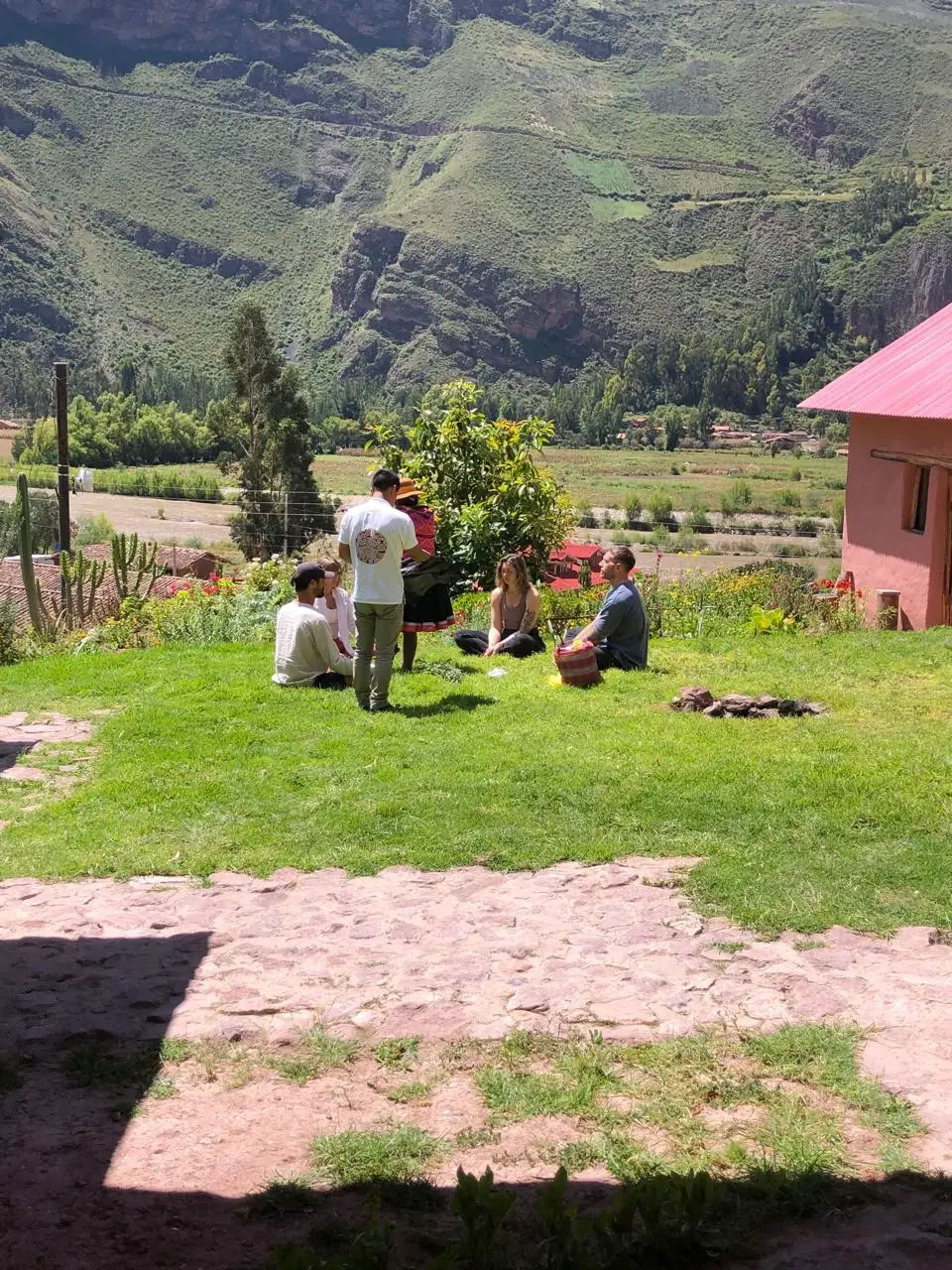 Ayahuasca- ja San Pedro -retriitti 3 päivää