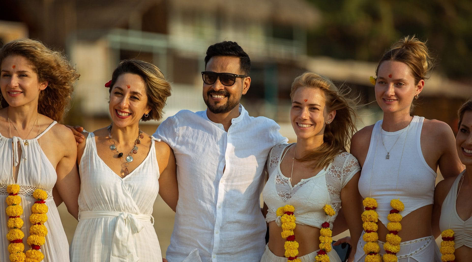 300 tunnin edistyneen vinyasa flow -joogan TTC – Intia