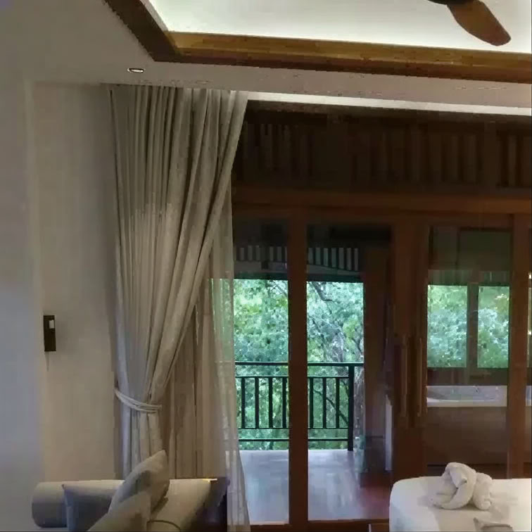 Luonnollinen painonpudotusretriitti Thaimaassa