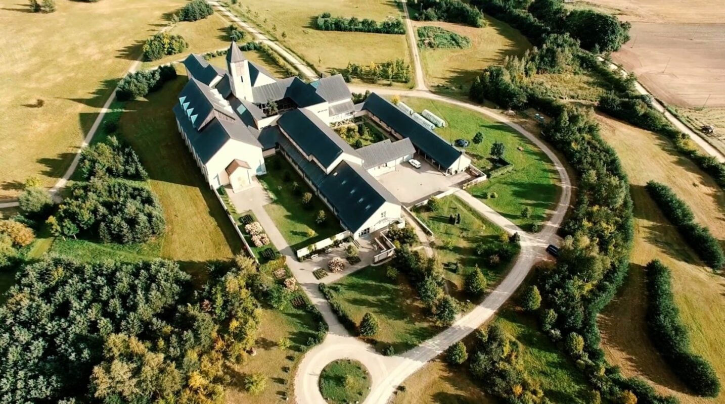 Pyhän Benedictuksen luostarin vierastalo