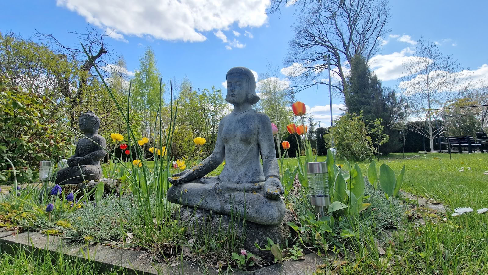 Meditaatiokeskus Ojas, lomakeskus / OJAS-meditaatiokeskuslomakeskus
