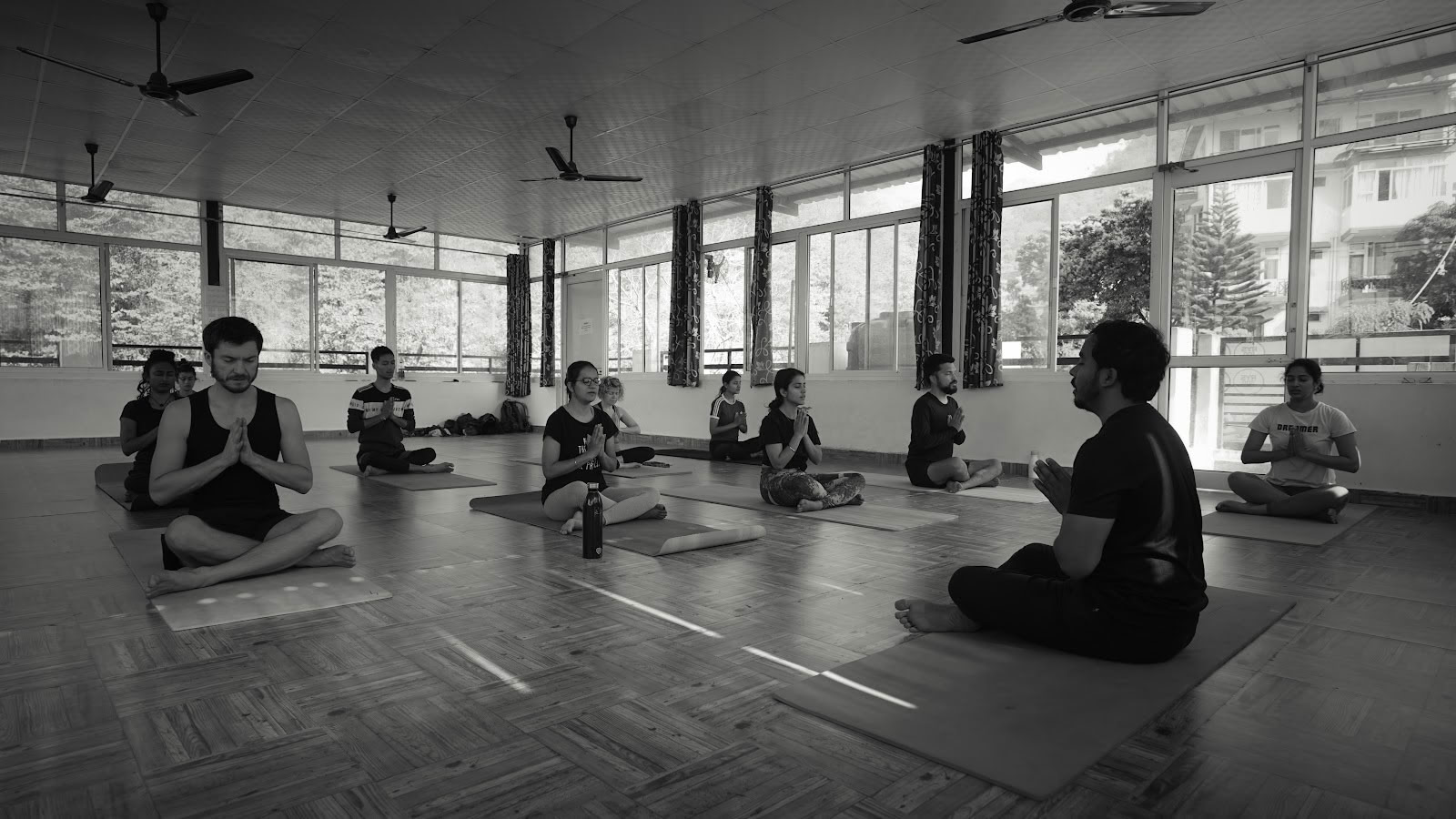 Samridhi Yoga School - Joogaopettajakoulutus Rishikeshissä