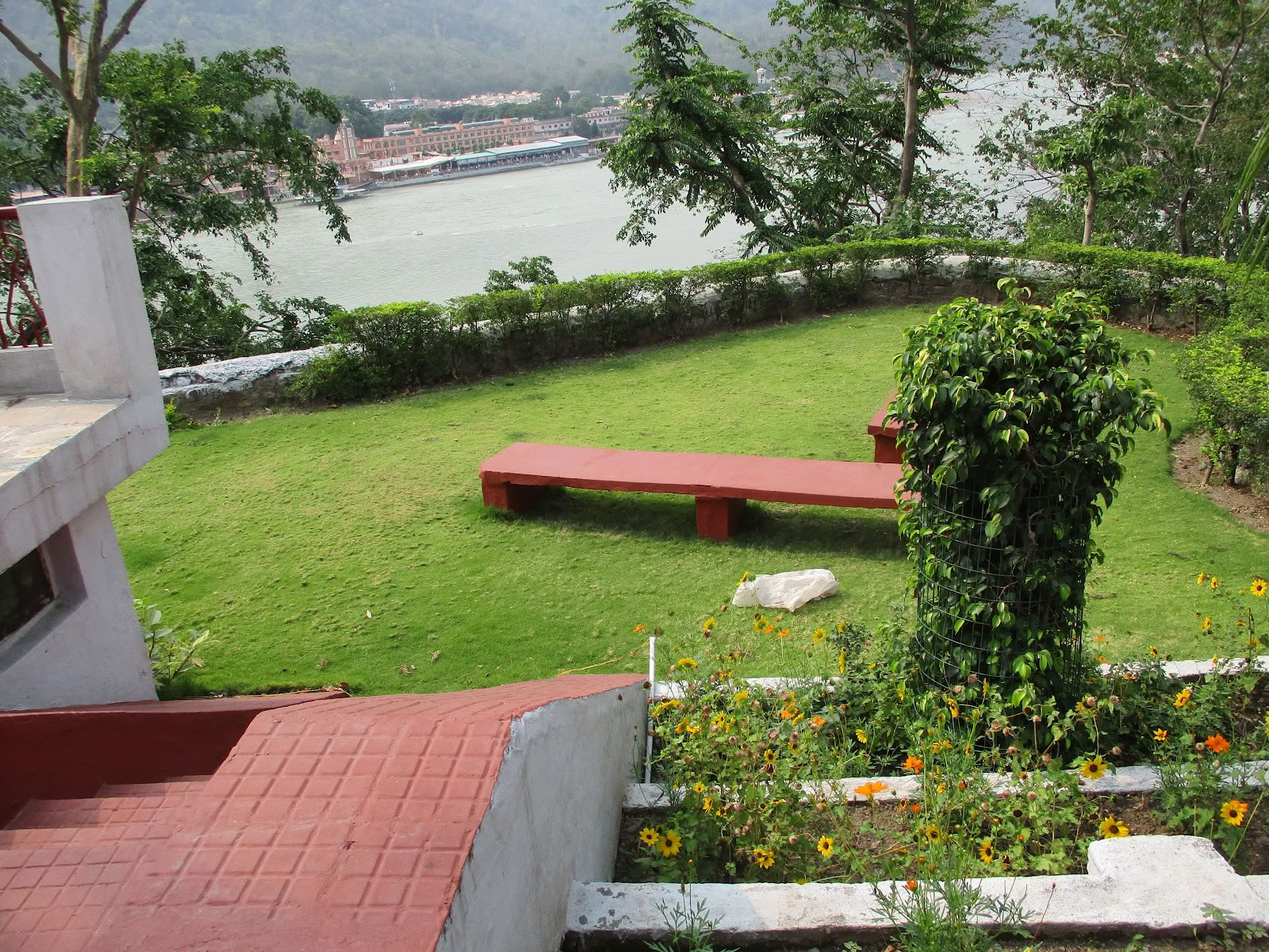 Jooganiketan Ashram