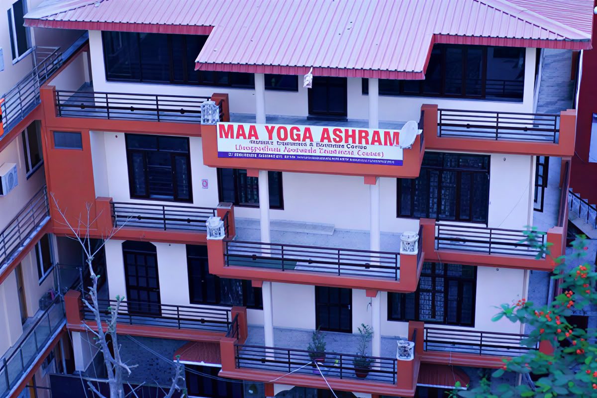 Maa Yoga Ashram - Ayurvedinen retriitti- ja hoitokeskus