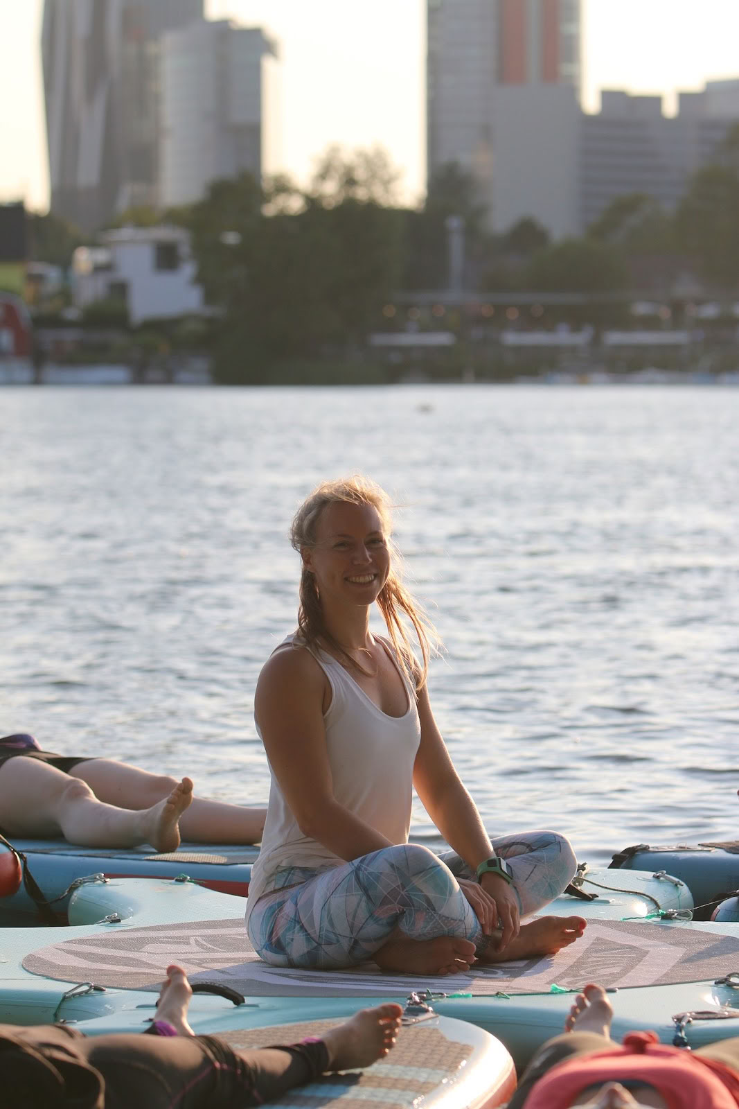 Lennä ja virtaa