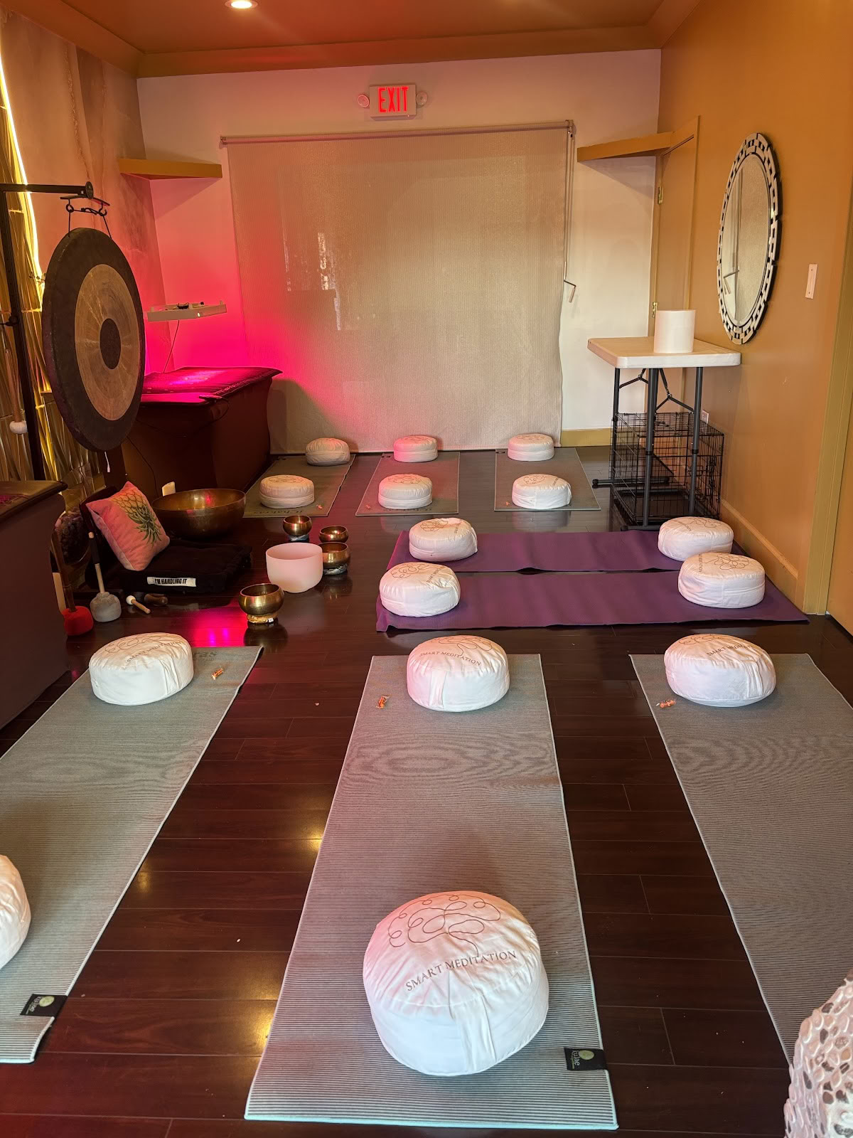 iChakras Älykäs Meditaatioklubi + iJuice Lounge