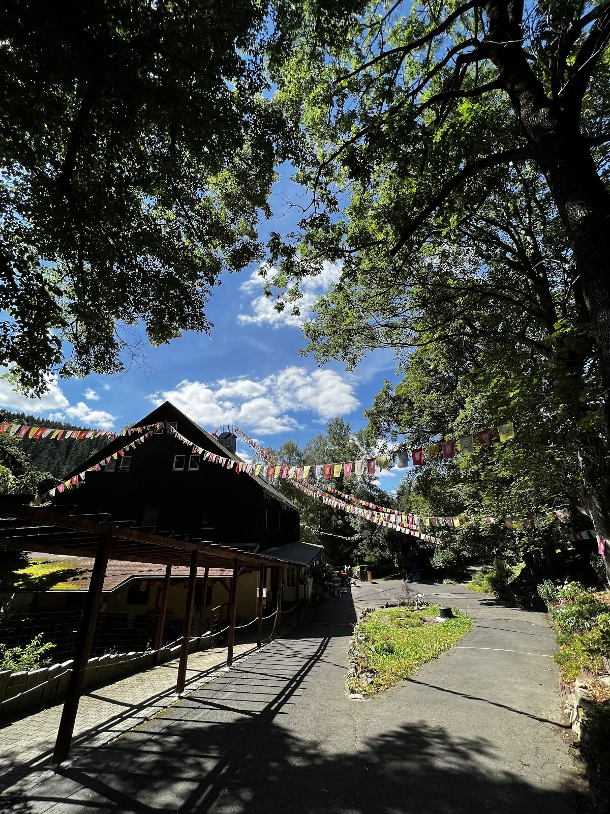 Buddhalainen retriittiluostari Amitayus