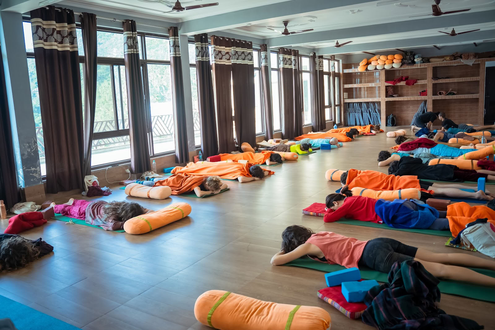 Vinyasa-jooga-akatemia