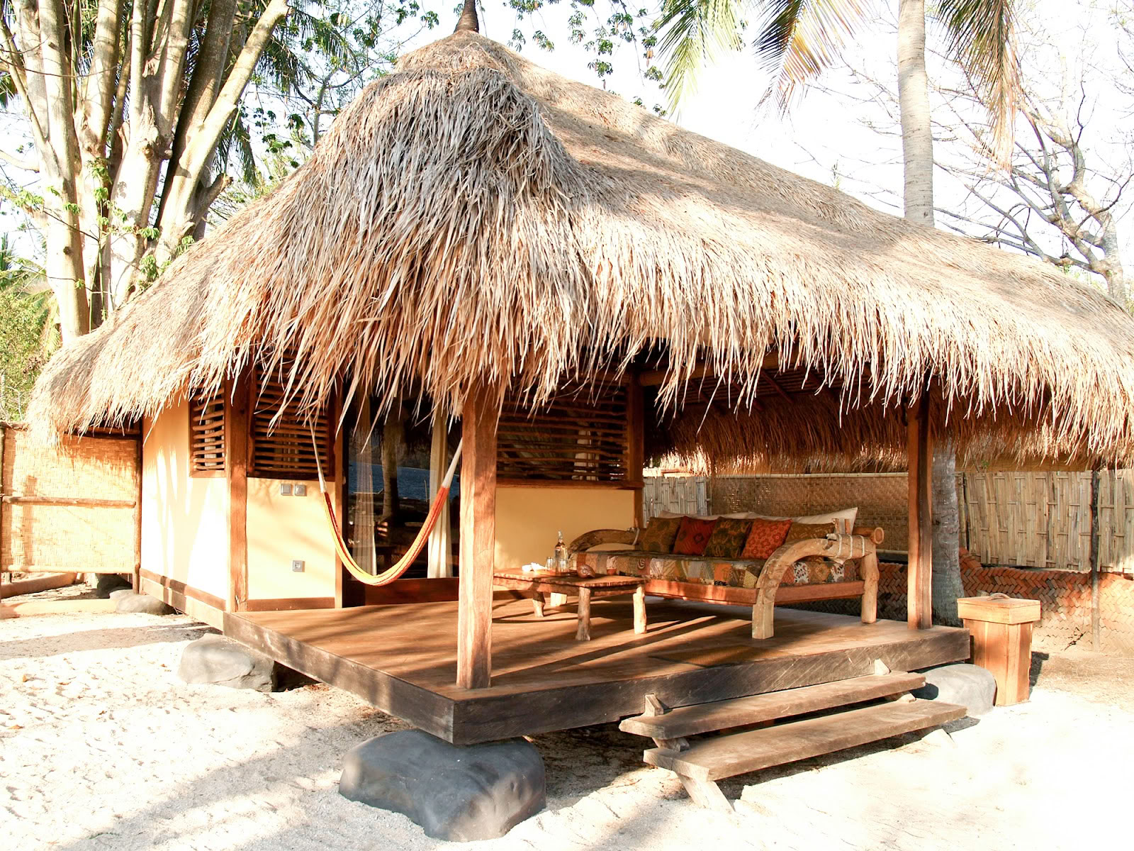 Gili Asahanin ekomaja ja ravintola
