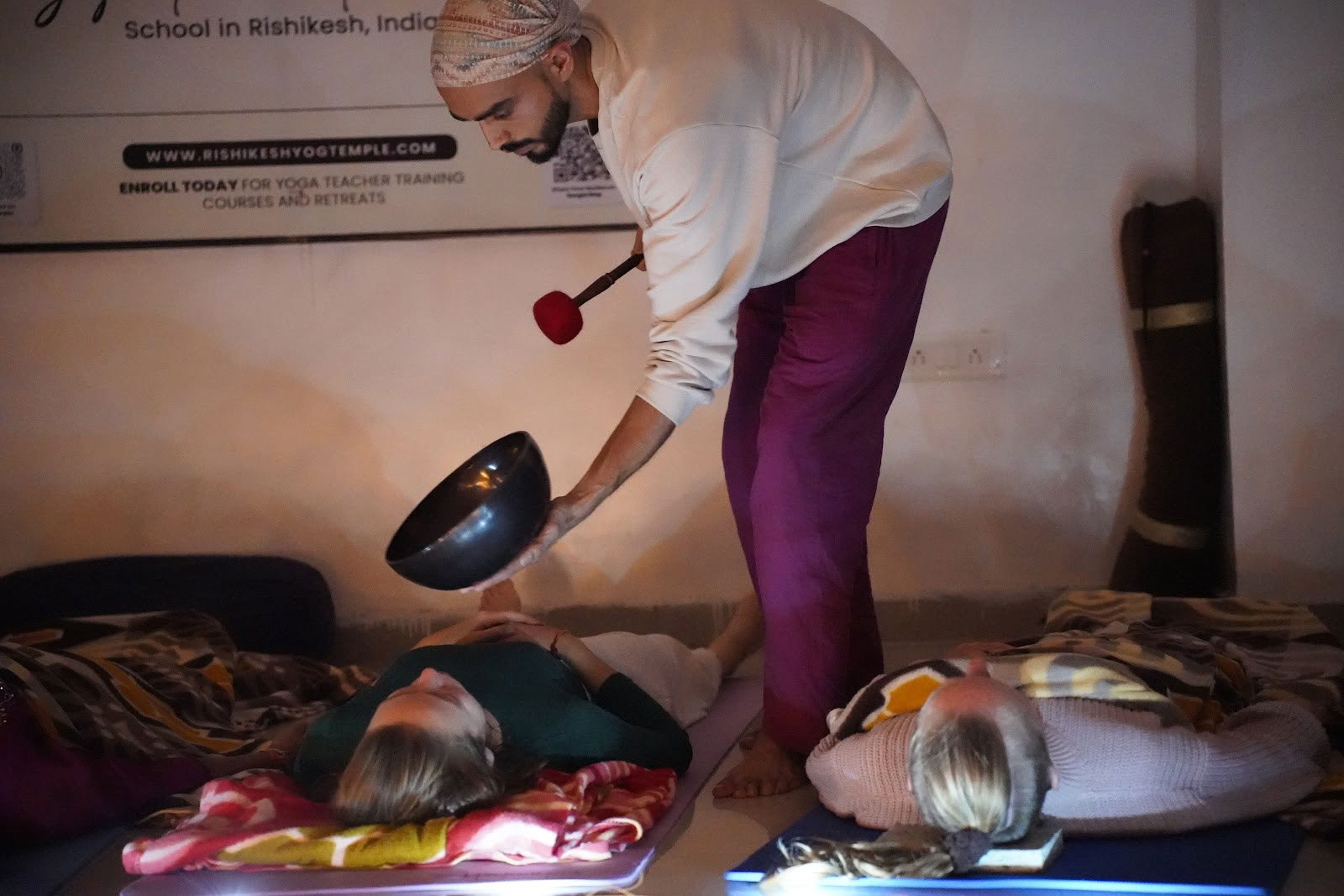 Kaivalyam Yoga School - Joogaopettajakoulutus Rishikeshissä