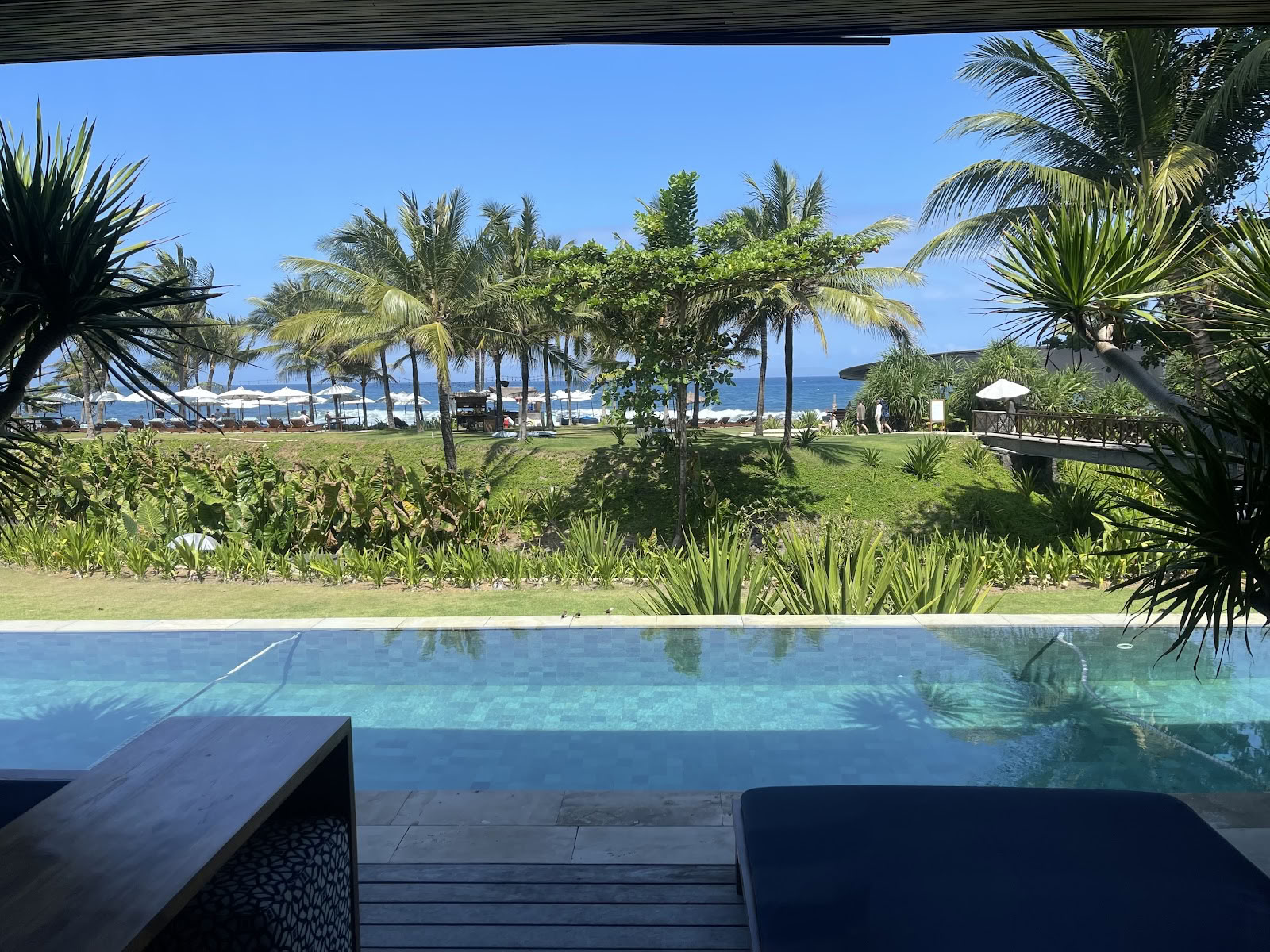 Hotelli Komune ja Beach Club Bali