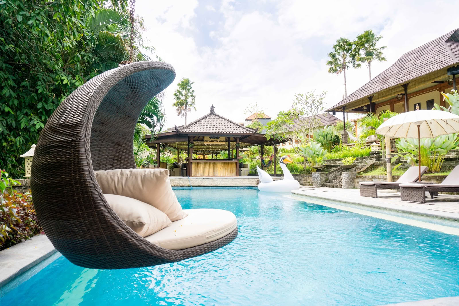 Mondo Surf Village - Surffileiri Canggu, Bali