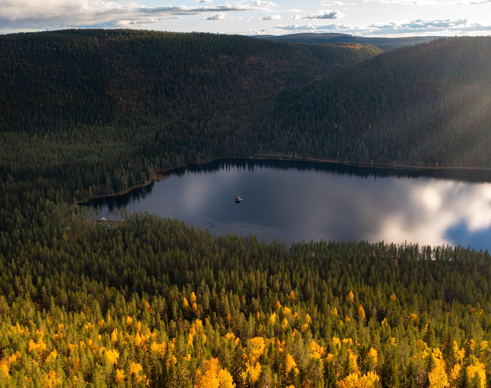 Ei yhteyttä AB