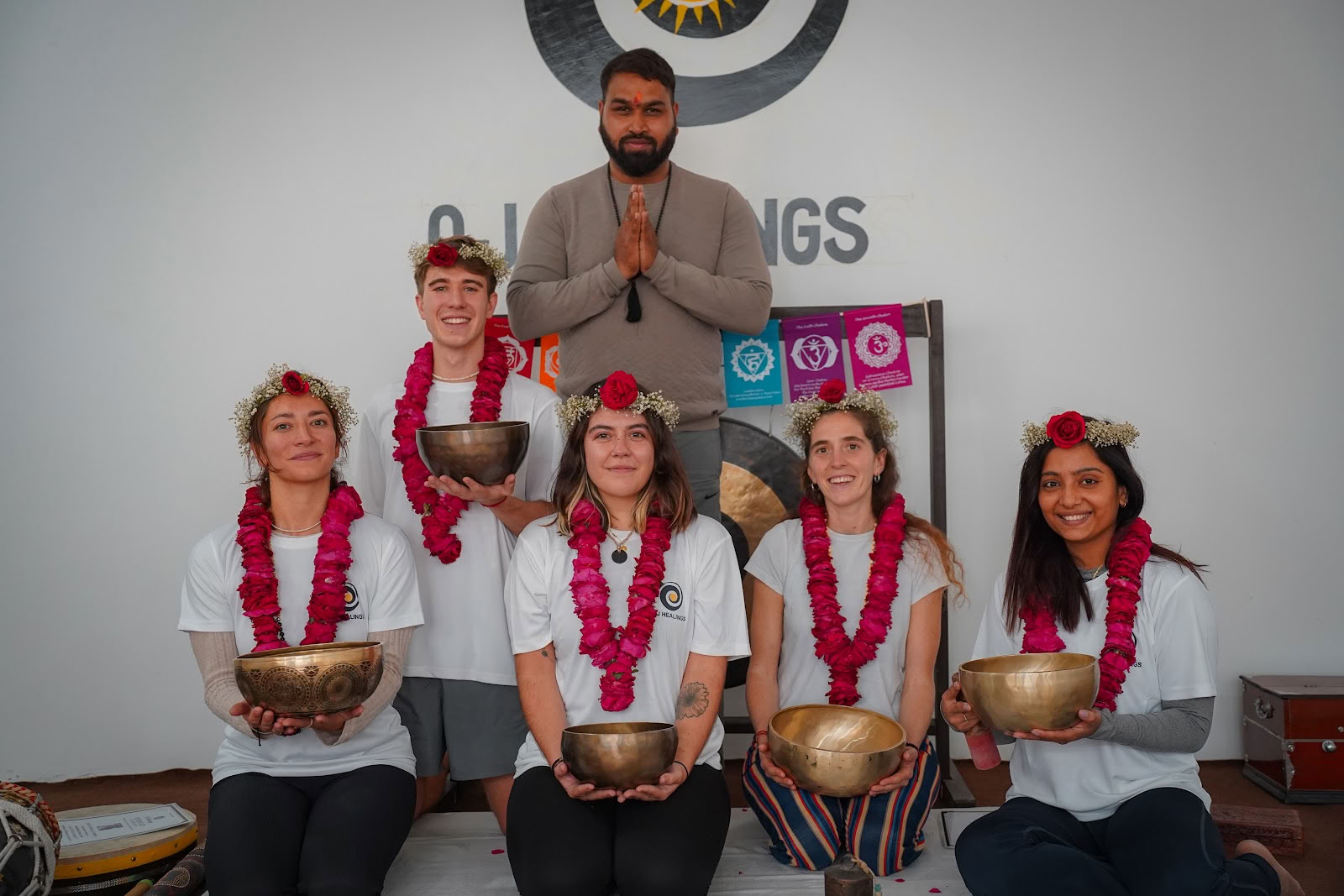 Oj Healings - Rishikeshin ääniparannuskoulutusakatemia