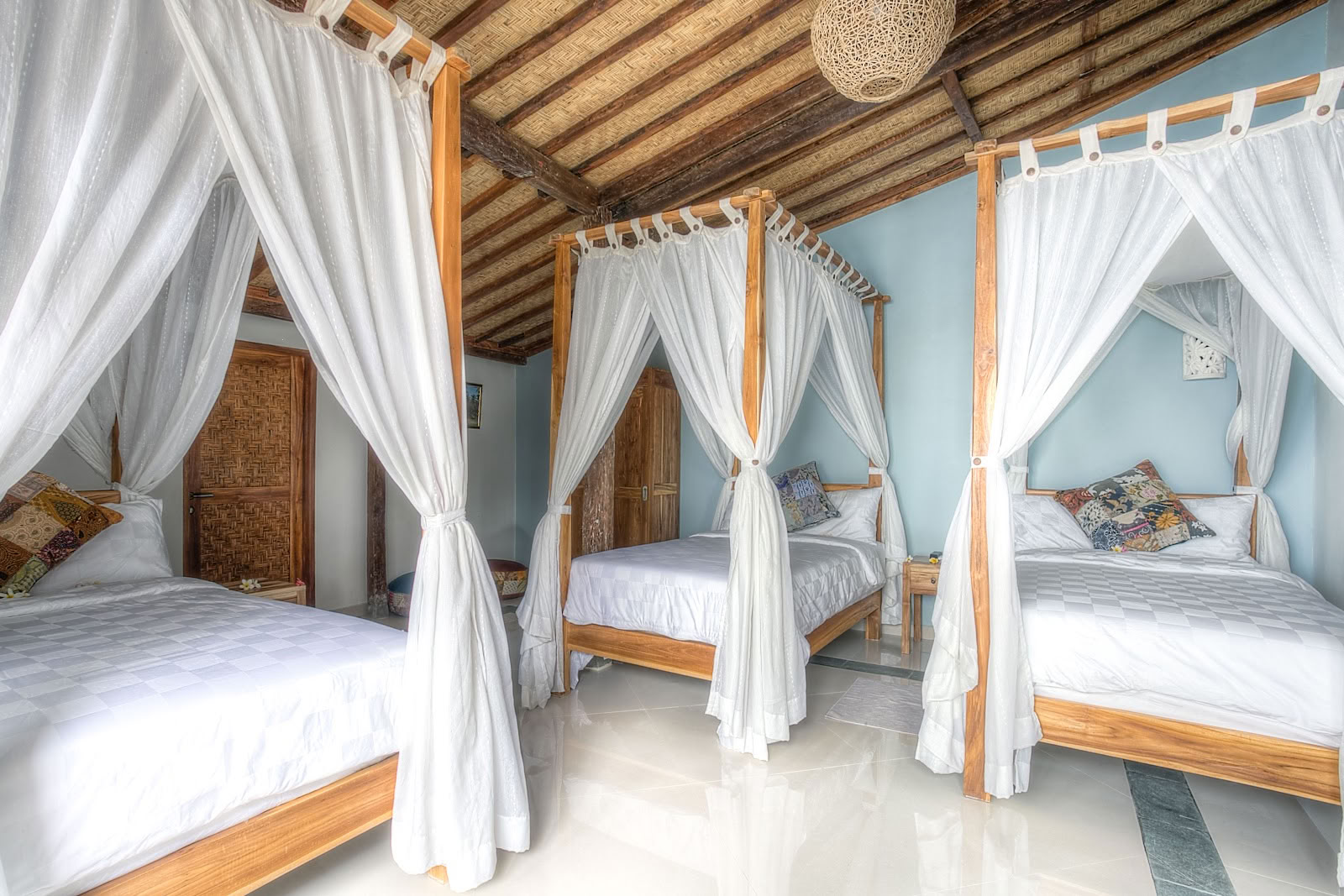 Pelan Pelan Bali Surf Camp & Joogaretriitti