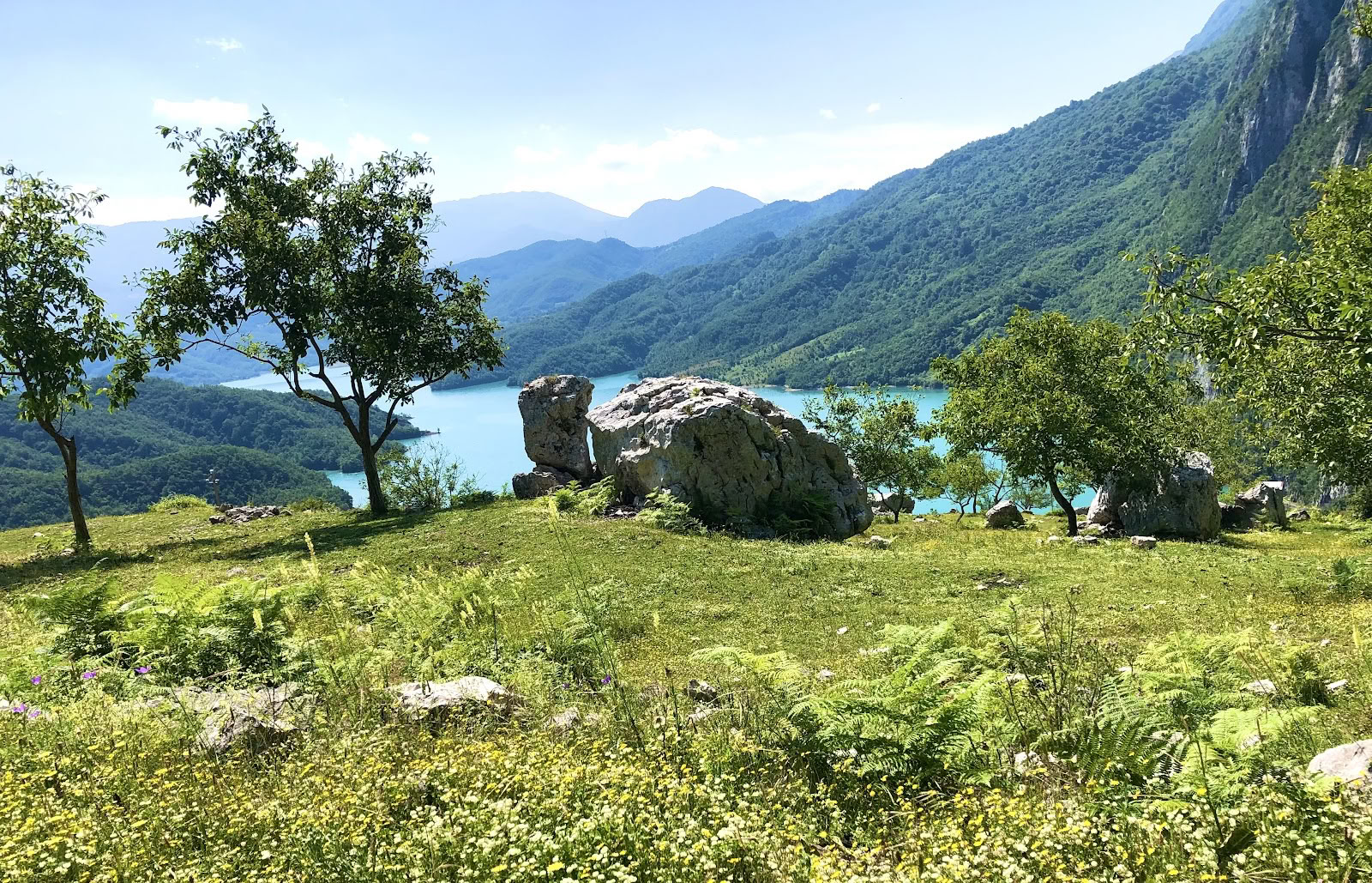 Retriitit Albaniassa
