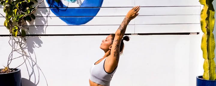 Dharmanas Yoga ja surffaus