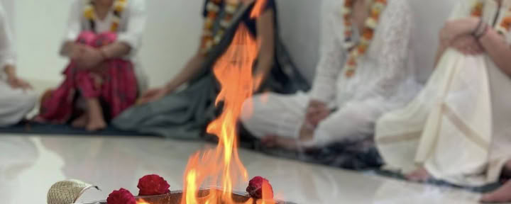 Rishikeshin vinyasa-yogashram