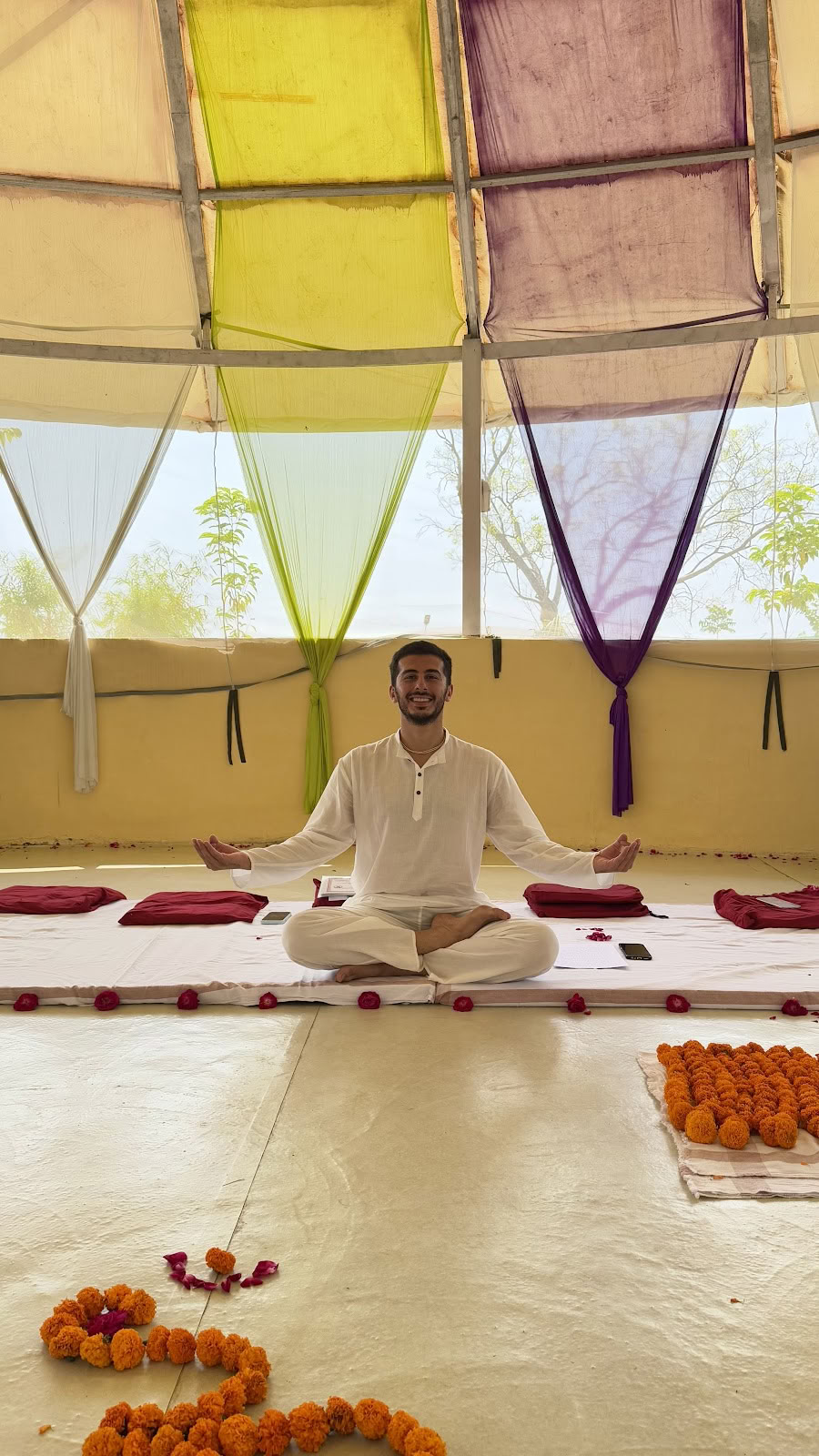 Triguna Yoga -koulu